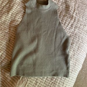 Abercrombie and Fitch mock neck sleeveless sweater